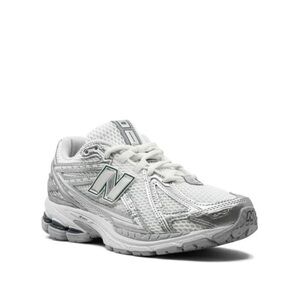 New Balance 1906R Silver Metallic Sea Salt Mens Size 10. M1906REE BRAND NEW